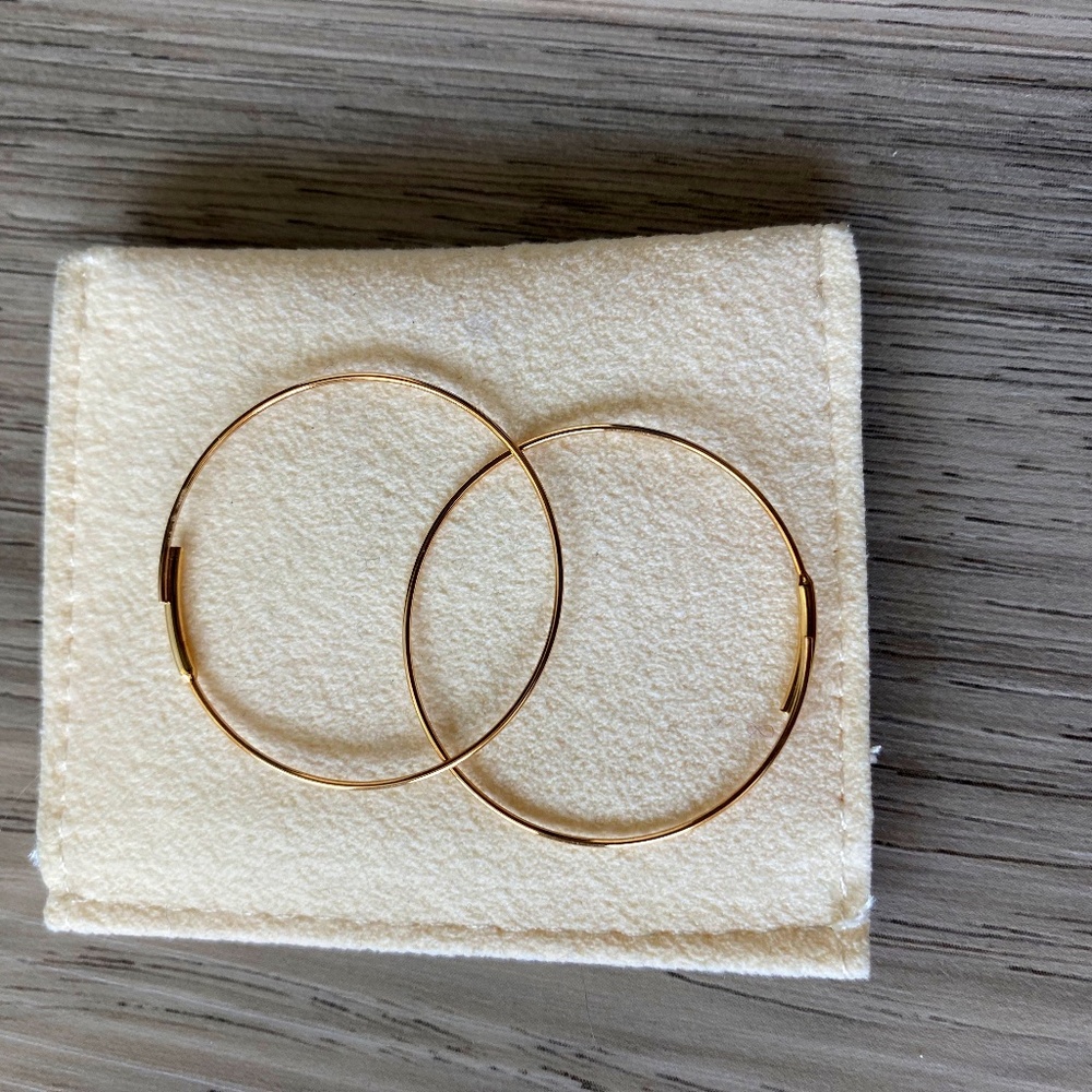 Lana Small Magic Hoops 14k gold 1.25” diameter EUC